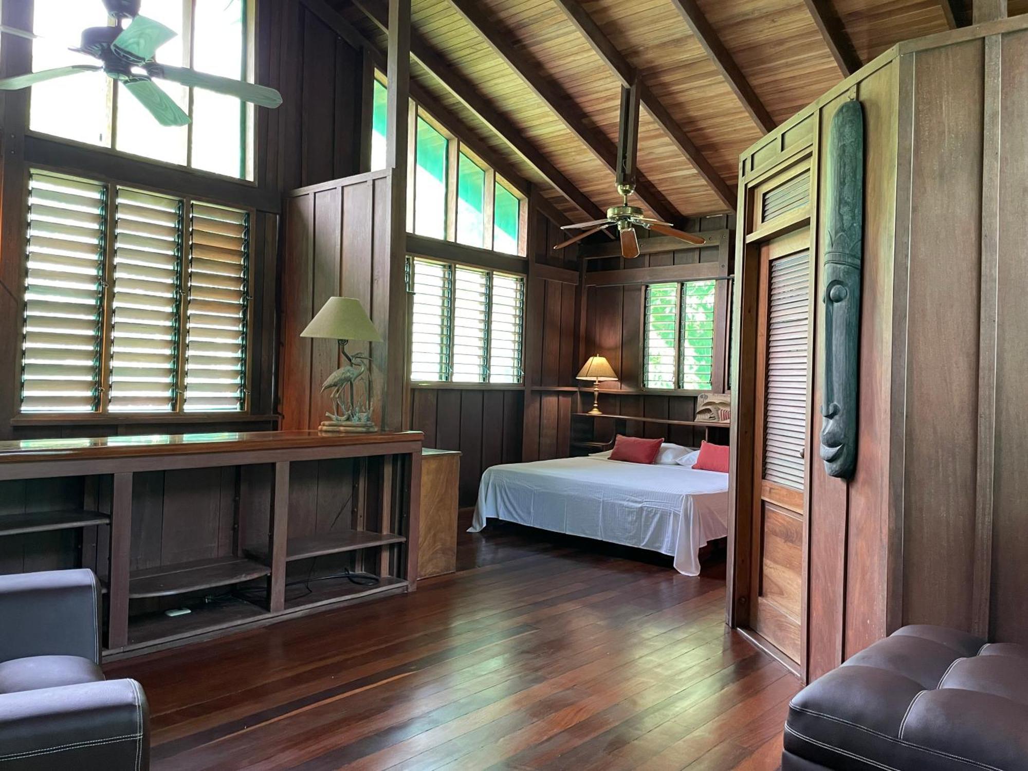 Hotel Mal Pais Surf Camp Playa Santa Teresa  Zewnętrze zdjęcie