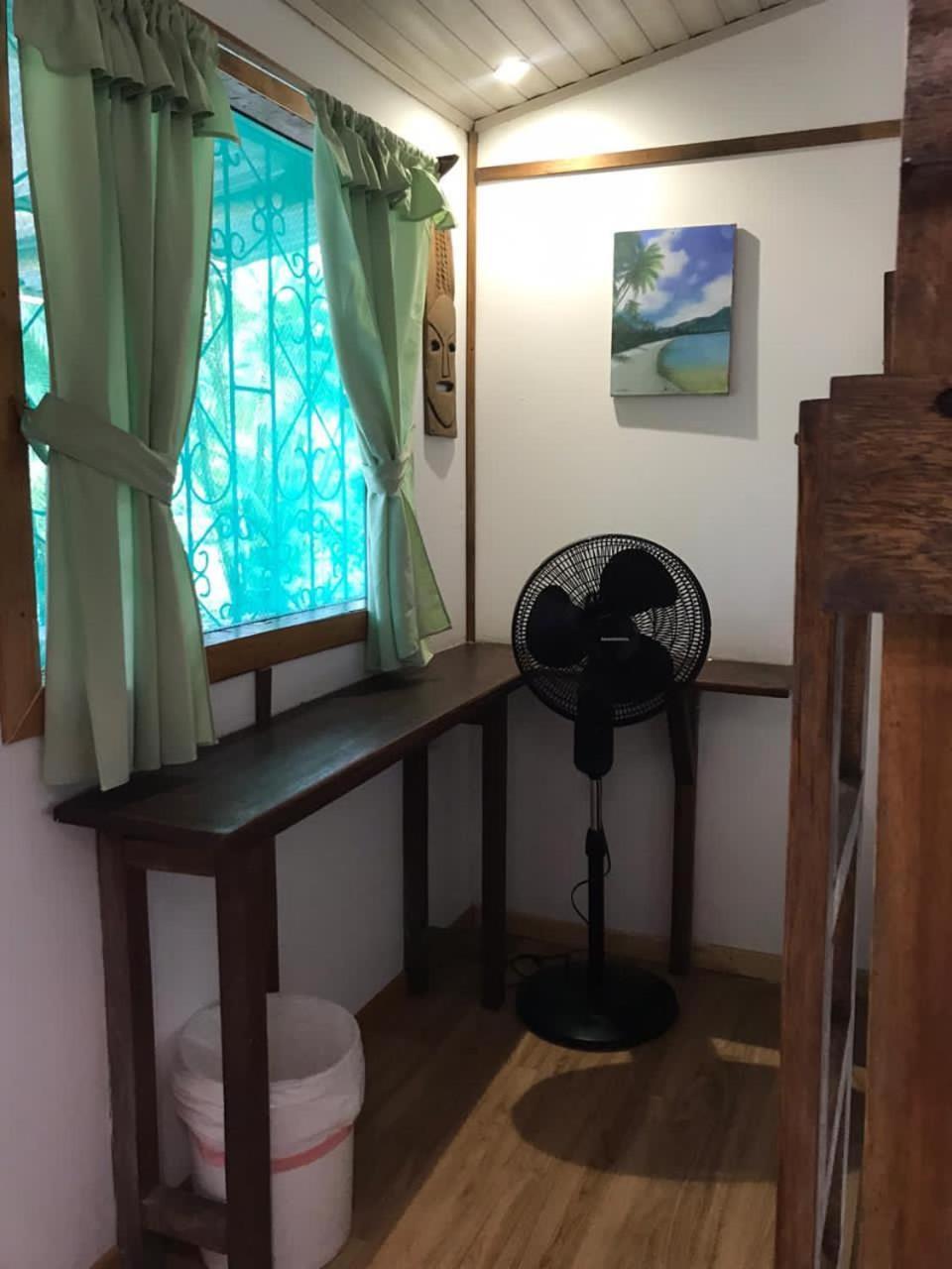 Hotel Mal Pais Surf Camp Playa Santa Teresa  Zewnętrze zdjęcie