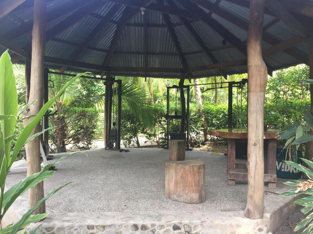 Hotel Mal Pais Surf Camp Playa Santa Teresa  Zewnętrze zdjęcie